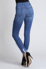 Load image into Gallery viewer, Damsel In Distress Jeans